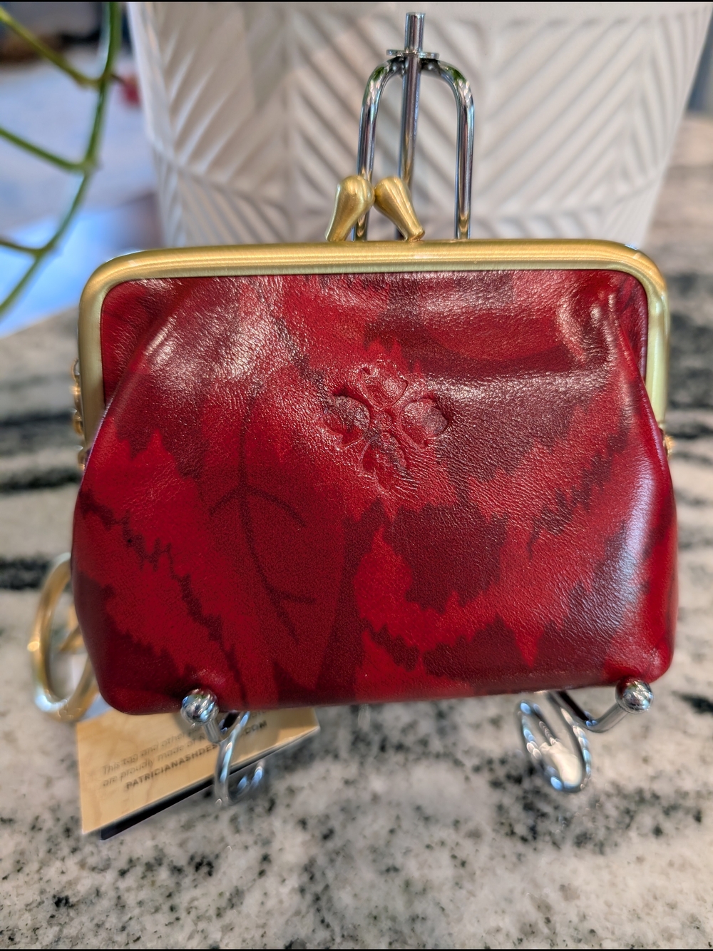Patricia Nash Red Floral Embossed Leather Kiss-Lock Coin Purse - Picture 1 of 5